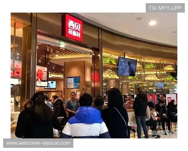 一碗汤牵出温情：西贝店长与老人之间的故事，西贝店长一个月多少钱