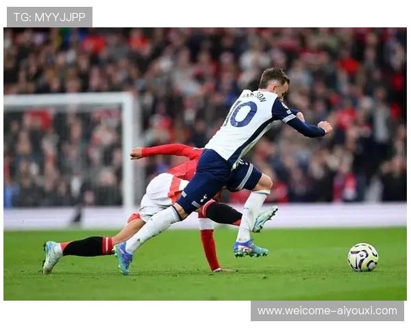 英超最新动态：斯洛特胜利背后，VAR争议引发风波，英超裁判斯科特